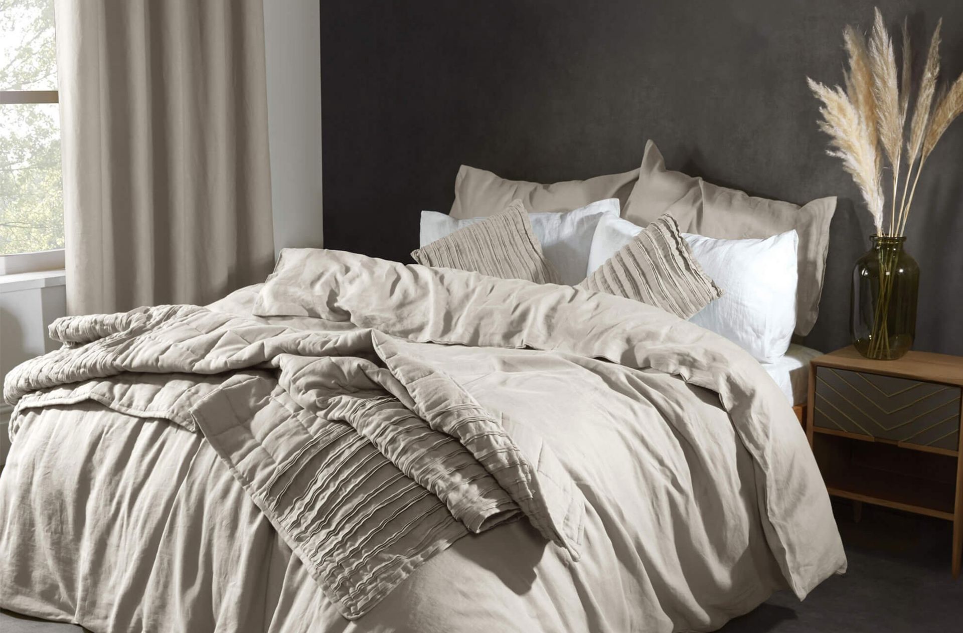 Commercial Laundry Service In Reynoldsburg