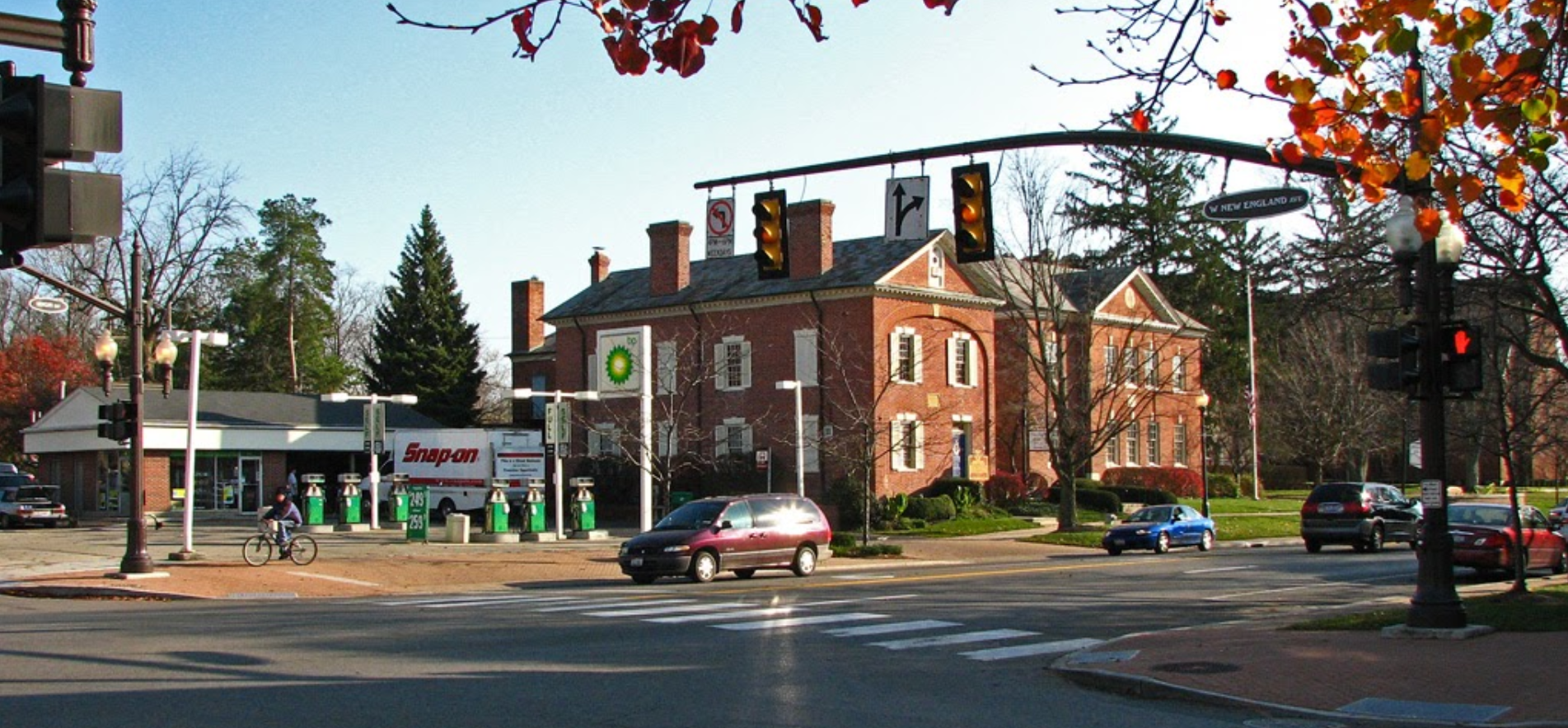 Laundry and Dry Cleaning PickUp & Delivery Service in Worthington, OH