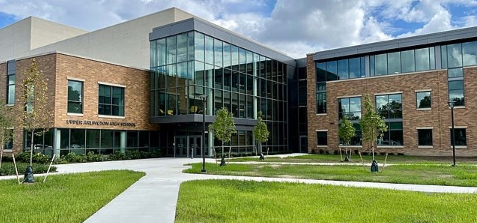 Laundry and Dry Cleaning PickUp & Delivery Service in Upper Arlington